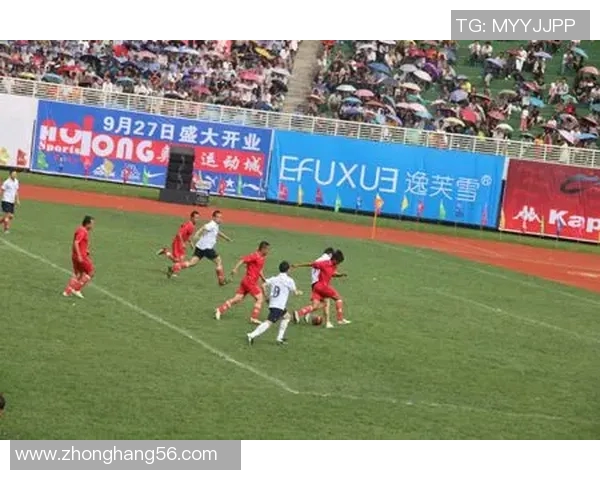 全球足球明星全名汇总与成就盘点一览